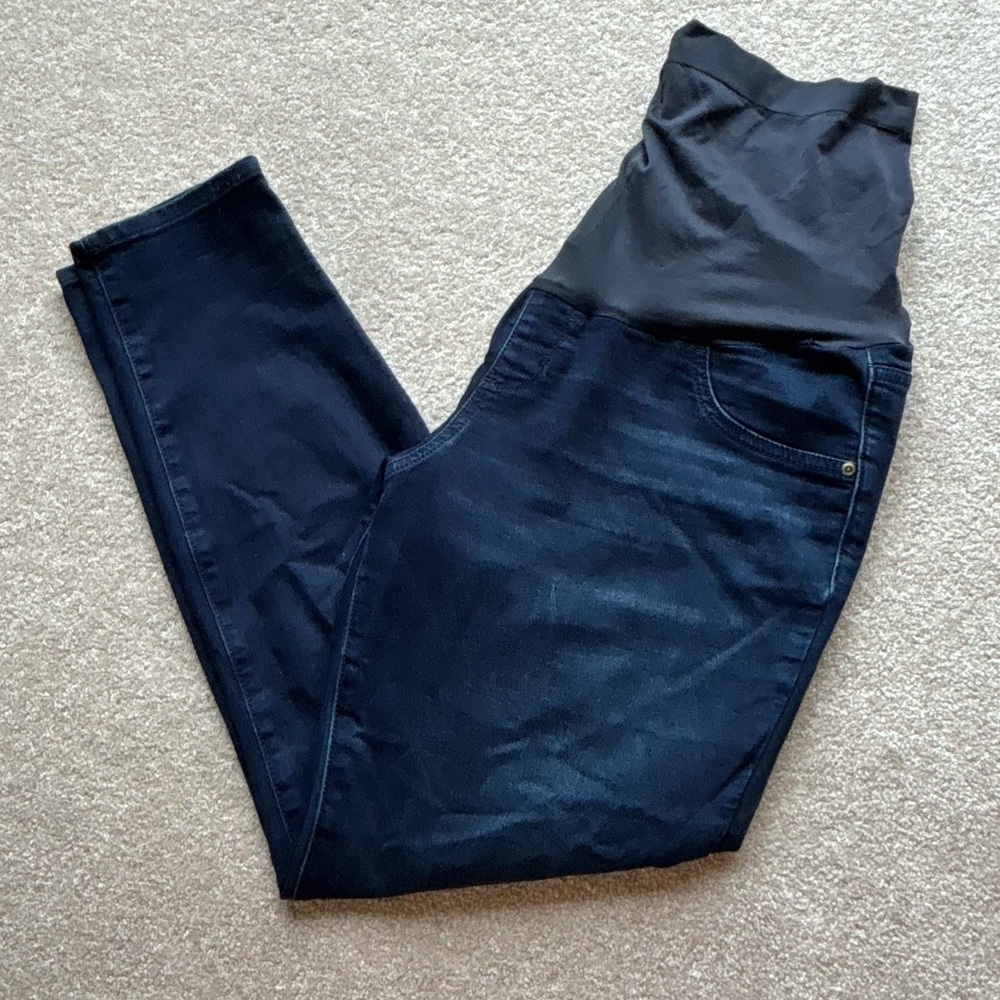 Maternity skinny jeans- Jeggings
